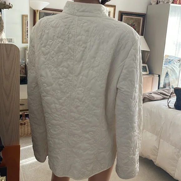 NWOT Kim Rogers quilted signature button bed jacket - Picture 3 of 10
